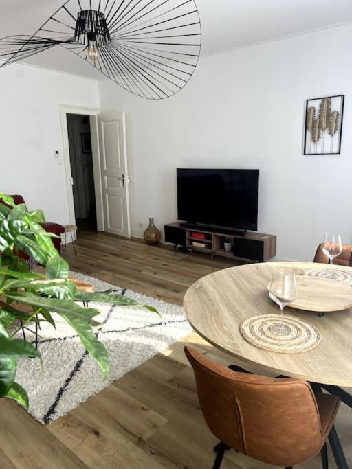 Appartement Cosy Et Lumineux Avec Parking Gratuit Colmar Exterior photo